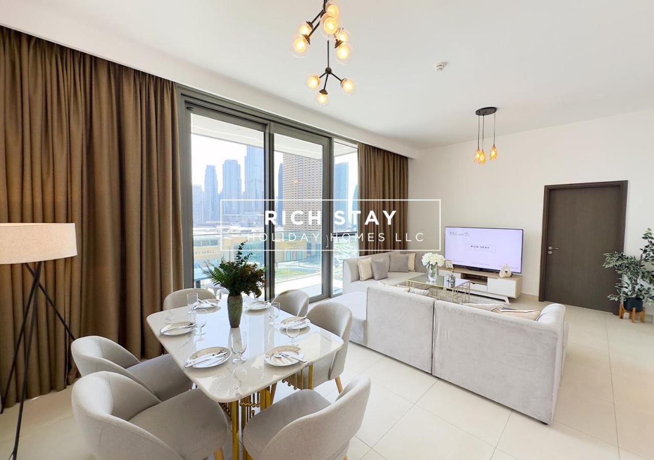 Premium 3br With Burj Khalifa & Mall View شقة *